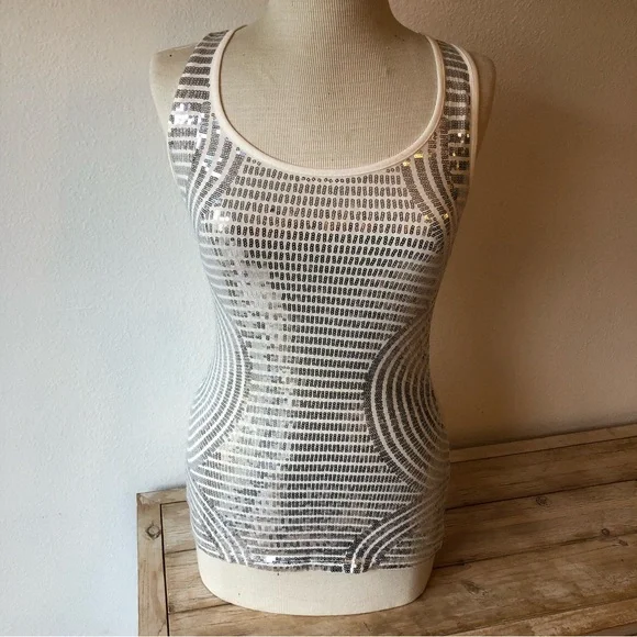 Charlotte Russe White Silver Sequin Tank Size XS - Picture 1 of 4